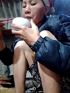 Snapshot of donna-bae chatting on 01-16-26, 12:25 donna-bae online show from 01-16-26, 12:25