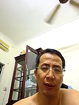 Snapshot of MaiHoang2k chatting on 10-05-25, 01:46 MaiHoang2k online show from 10-05-25, 01:46