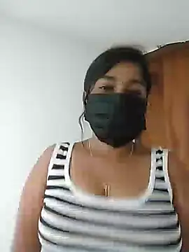 Snapshot of TAMIL_AMMUKUTTYY chatting on 09-23-25, 05:42 TAMIL AMMUKUTTYY online show from 09-23-25, 05:42