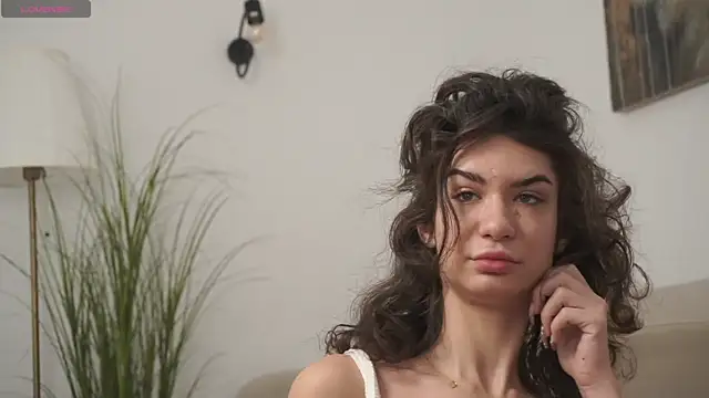 adisson fox online show from 11-21-25, 07:07