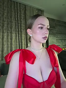 MissOyee online show from 02-14-26, 07:47