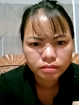 Snapshot of emly-xinh18 chatting on 10-01-25, 12:53 emly-xinh18 online show from 10-01-25, 12:53