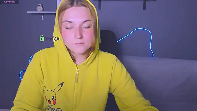 casey meow  online show from 09-29-25, 01:06