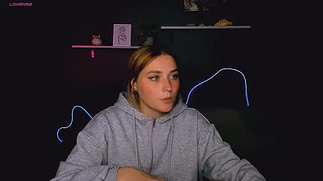 casey meow  online show from 10-16-25, 05:16