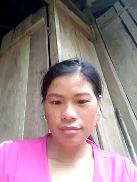 Snapshot of Qinjid002 chatting on 09-26-25, 04:41 Qinjid002 online show from 09-26-25, 04:41