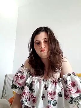 Snapshot of Luna_Moody chatting on 09-25-25, 08:20 Luna Moody online show from 09-25-25, 08:20