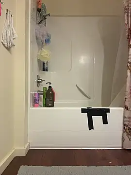 Snapshot of Matthew23Z chatting on 10-08-25, 04:14 Matthew23Z online show from 10-08-25, 04:14