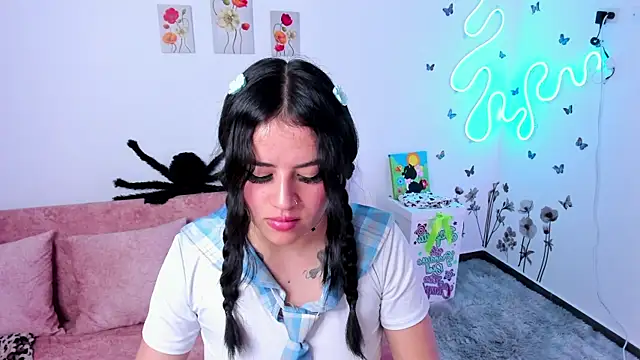 lilielou  online show from 01-07-26, 09:09