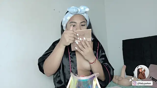 Natashaparker   online show from 04-08-26, 09:38