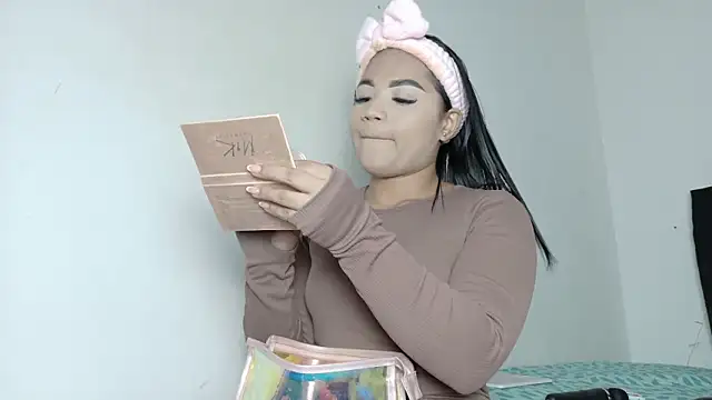 Natashaparker   online show from 03-05-26, 08:38