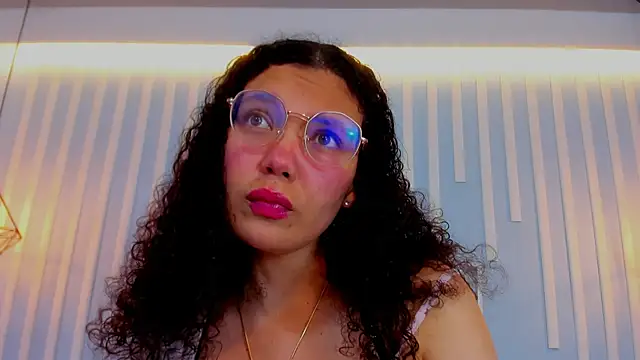 SweetStarr  online show from 10-13-25, 01:56