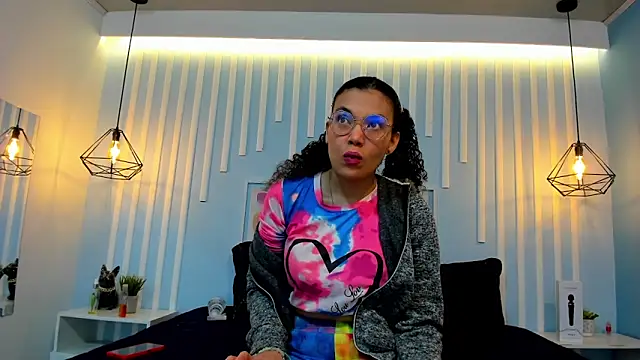 SweetStarr  online show from 10-29-25, 12:15