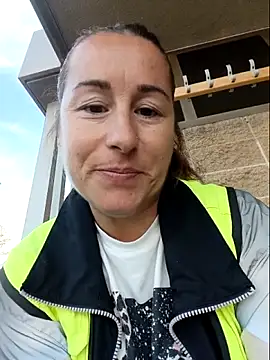 bichota85 online show from 10-06-25, 09:54