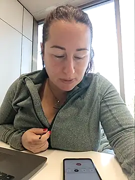 bichota85 online show from 01-12-26, 09:49