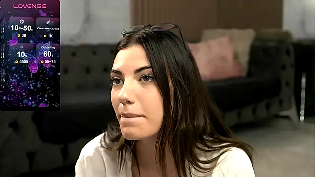 LunaVyx online show from 09-29-25, 05:58