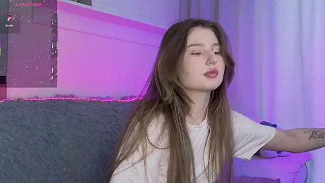  Lua   online show from 03-17-26, 12:52