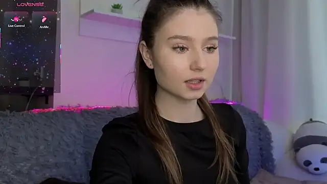  Lua   online show from 02-06-26, 11:28