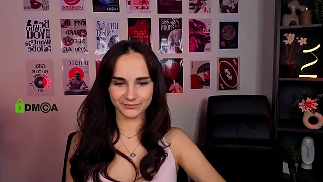 Snapshot of ariana_ross7 chatting on 07-15-26, 07:32 ariana ross7 online show from 07-15-26, 07:32