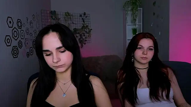 ariana ross7 online show from 04-21-26, 09:49