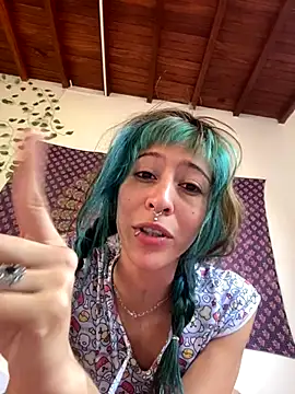 Nymphel1Moth online show from 11-07-25, 02:32