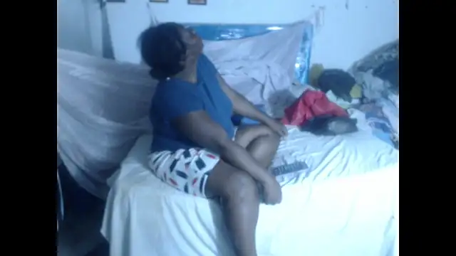 Snapshot of rachelexoticgirl chatting on 10-06-25, 03:51 rachelexoticgirl online show from 10-06-25, 03:51