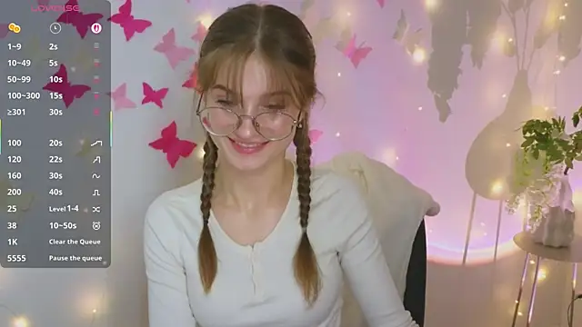 Katyaa Lover online show from 10-28-25, 04:17