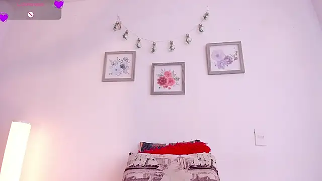 mely rosse  online show from 04-14-26, 01:05