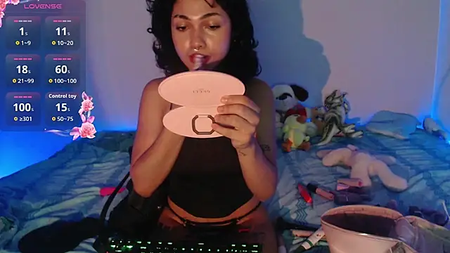 Cataleya naz online show from 10-22-25, 01:16