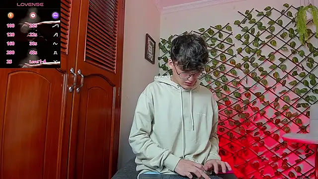 bellmontneon online show from 12-04-25, 12:37