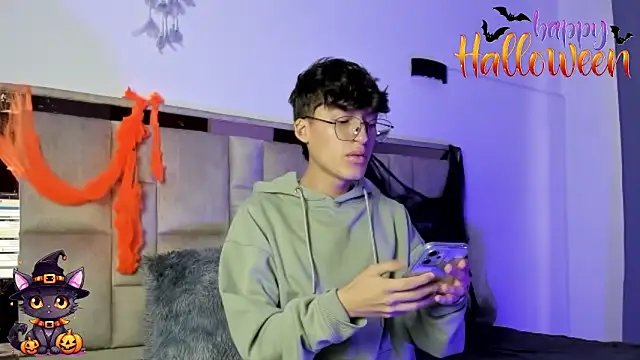 bellmontneon online show from 10-30-25, 11:19