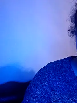 Snapshot of Lana_a chatting on 09-17-25, 08:33 Lana a online show from 09-17-25, 08:33