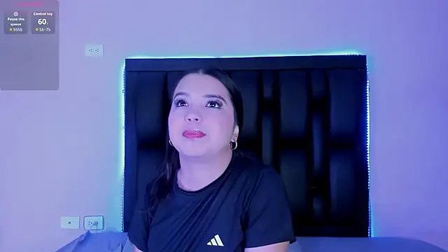 LunaWiill  online show from 11-14-25, 12:20