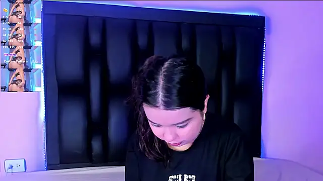 LunaWiill  online show from 11-05-25, 12:08