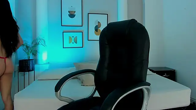 Juanita  acosta1 online show from 12-04-25, 02:16