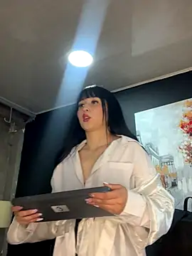 Snapshot of Daphnee-x chatting on 09-29-25, 12:11 Daphnee-x online show from 09-29-25, 12:11