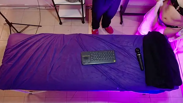 Daphnee-x online show from 01-09-26, 12:12