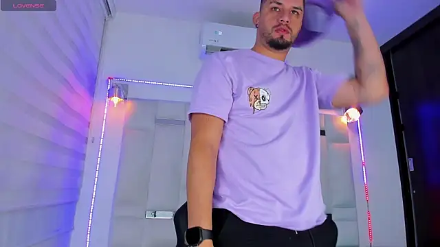 Jacob19  online show from 09-20-25, 12:32