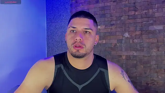 Jacob19  online show from 10-03-25, 01:53