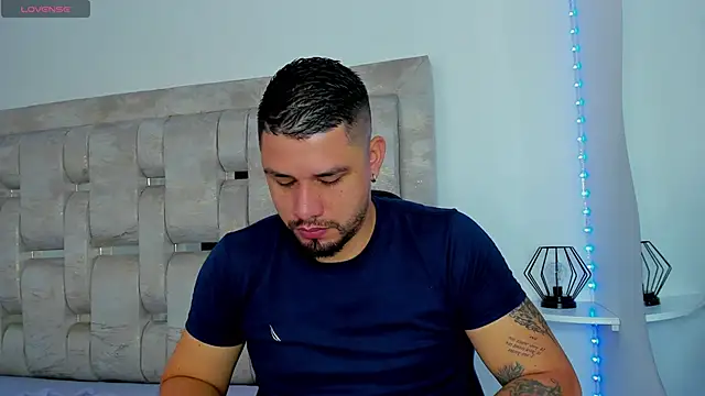 Jacob19  online show from 09-22-25, 11:38