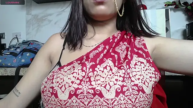 Snapshot of kashvi_ chatting on 05-25-26, 07:01 kashvi online show from 05-25-26, 07:01