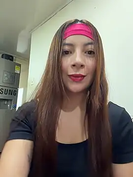 Karlee Grey1 online show from 05-26-26, 12:42