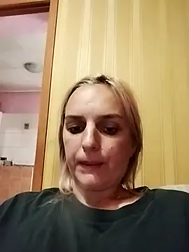 Snapshot of Tatka95 chatting on 09-29-25, 07:48 Tatka95 online show from 09-29-25, 07:48