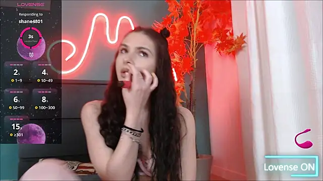 Moon Shard online show from 12-19-25, 10:56