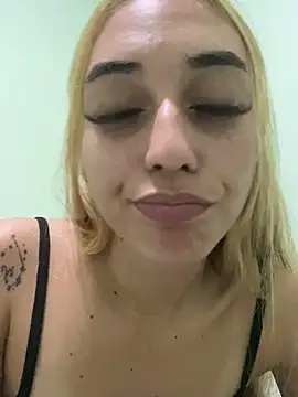 loirinhaaa online show from 02-09-26, 11:58