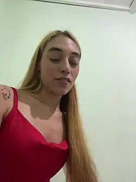 loirinhaaa online show from 03-25-26, 07:35