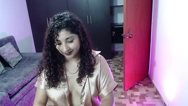 Gia Dior online show from 02-28-26, 12:21