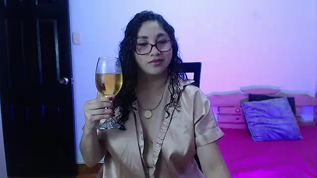 Gia Dior online show from 12-14-25, 06:24