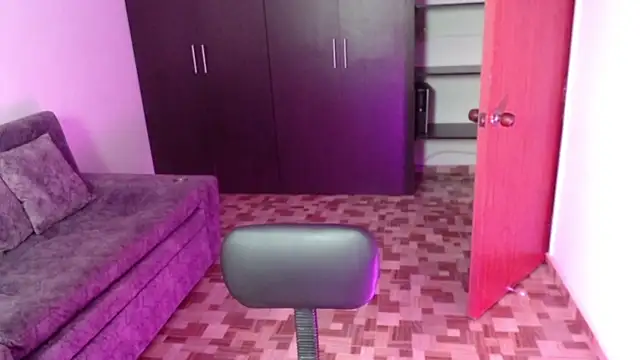 Gia Dior online show from 02-19-26, 12:29