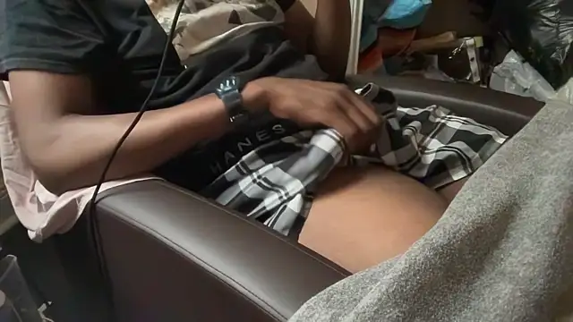 TallDickguy00 online show from 10-05-25, 06:20