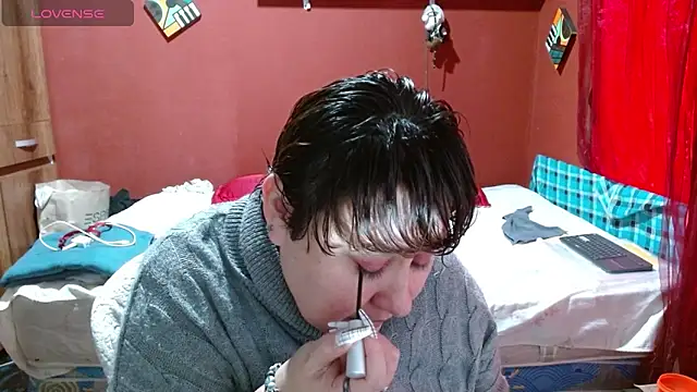 Sasharosee2 online show from 11-28-25, 01:33